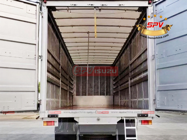 Silding Curtain Truck ISUZU GIGA