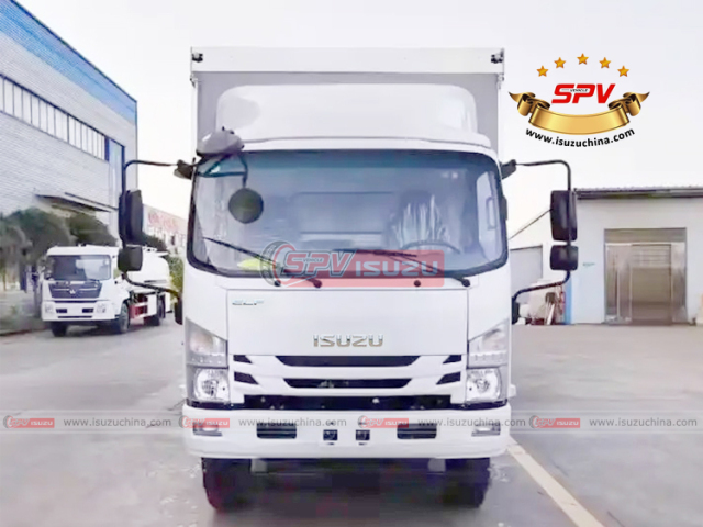 Curtainside Truck ISUZU