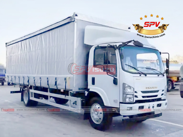 Curtainside Truck ISUZU