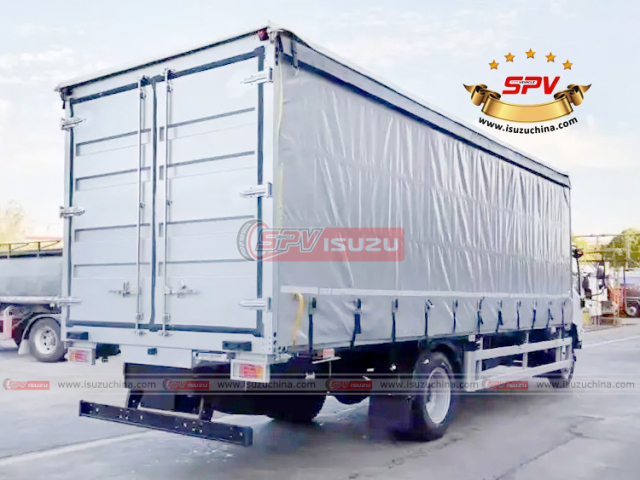 Curtainside Truck ISUZU