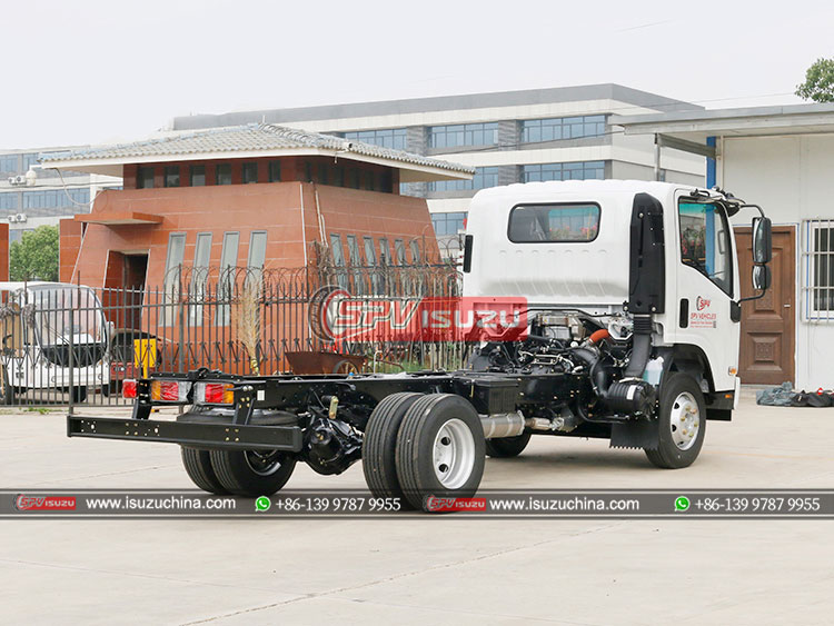 ISUZU ELF Chassis - Rear Right Side