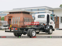ISUZU 700P Chassis