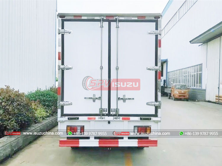 ISUZU 100P Double Row Cooling Van Truck - Rear Side
