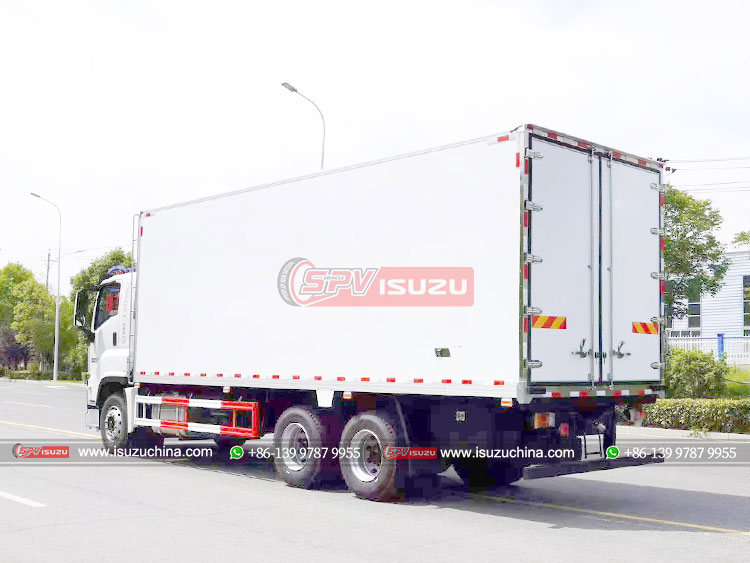 ISUZU 10 Wheels Refrigerator Truck - Rear Left Side