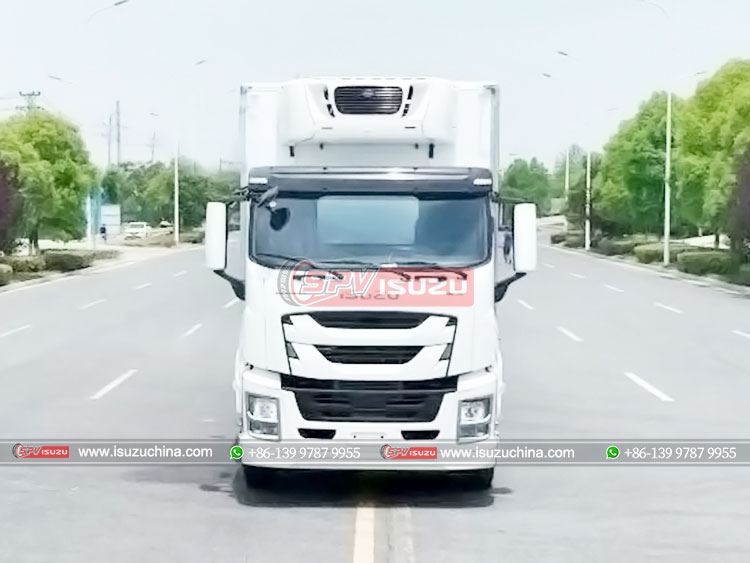 ISUZU 6X4 GIGA Frozen Lorry - Front Side