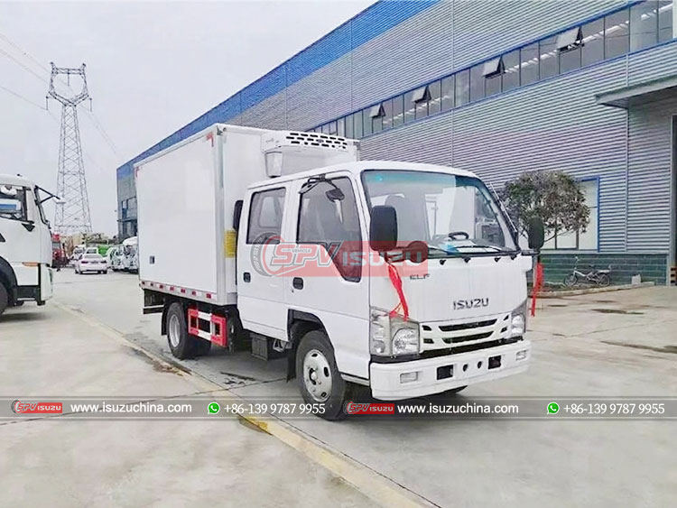 ISUZU Refrigerator Truck with Sleeper - Front Right Side