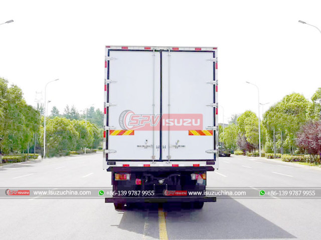 Freezer Wagon ISUZU GIGA