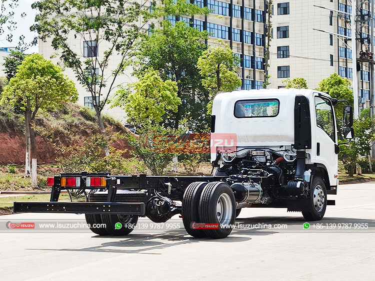 ISUZU 700P Single Cab - Rear Right Side