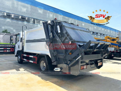 Trash Compactor Truck ISUZU KV100