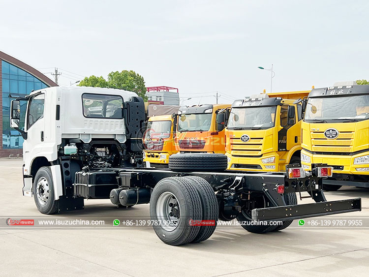 ISUZU 2-Axles GIGA Chassis - Rear Left Side