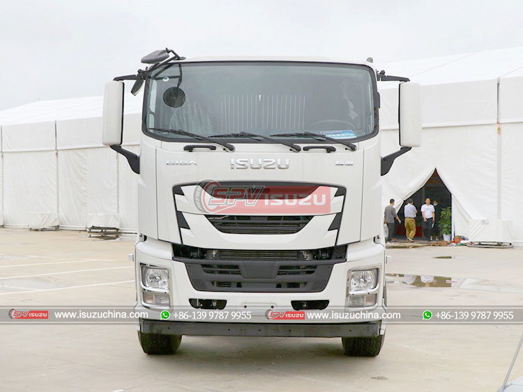 ISUZU 8X4 GIGA Chassis - Front Side