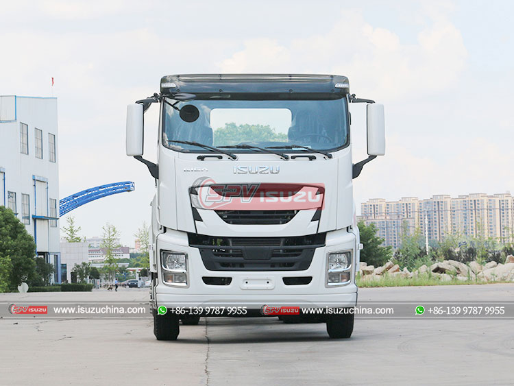 ISUZU GIGA Chassis - Front Side