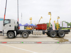 ISUZU 8X4 GIGA Chassis