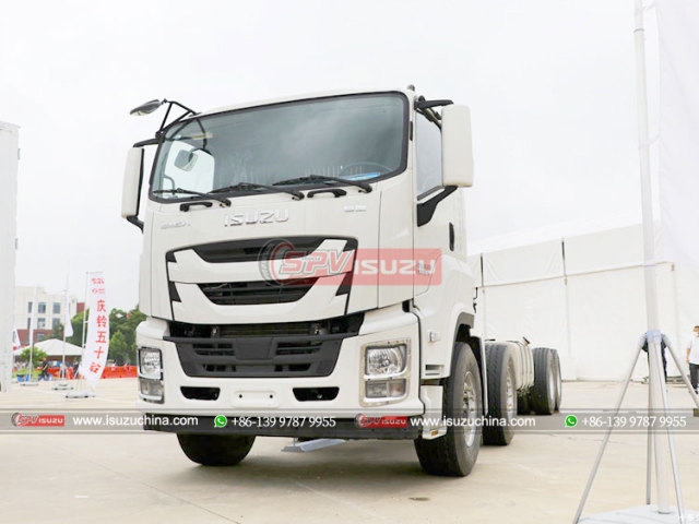 ISUZU 8X4 GIGA Chassis