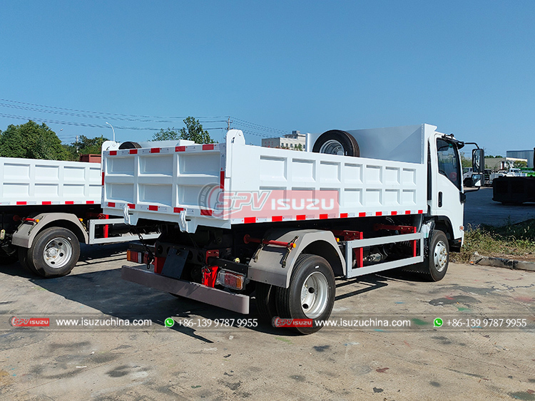 ISUZU 6 Wheels Dump Truck - Rear Right Side