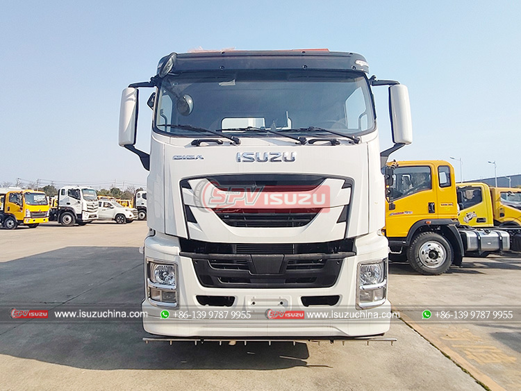 ISUZU Road Sweep Truck - Front Side