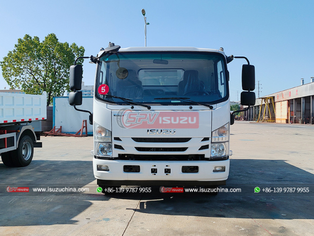 Tipper Truck ISUZU