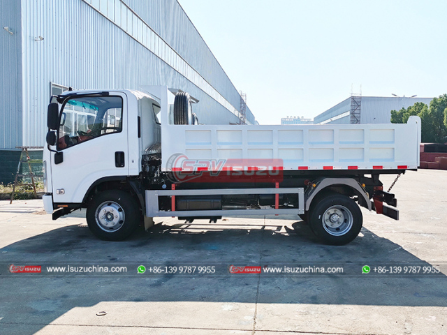Tipper Truck ISUZU