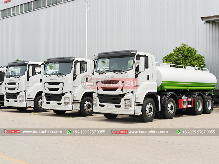 ISUZU 8X4 Water Carrying Truck - Front Left Side