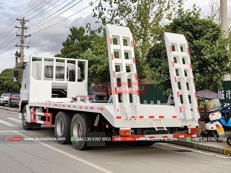 ISUZU GIGA Flatbed Excavator Transport Truck - Rear Left Side