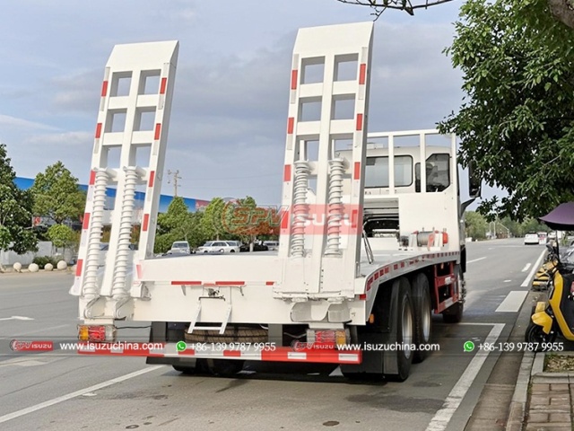Excavator Transport Truck ISUZU