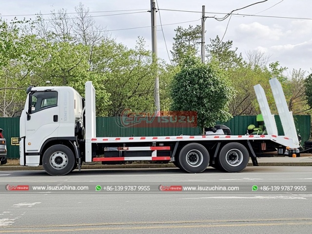 Excavator Transport Truck ISUZU