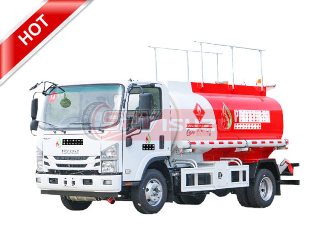 Refueling Truck ISUZU 700P