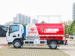 Refueling Truck ISUZU 700P