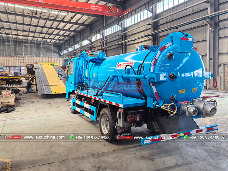 1 Unit of ISUZU 4000 Litres Waste Liquid Disposal Truck to Philippines
