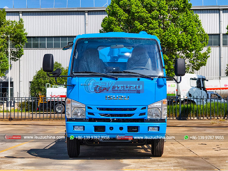 ISUZU 100P Sewer Cleaning Truck - Front Side
