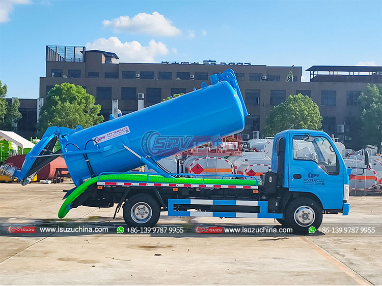 ISUZU 4000L Sewage Tank Truck - Tank Lifting