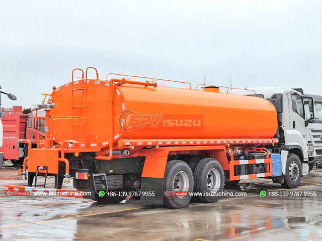 Water Spraying Truck ISUZU