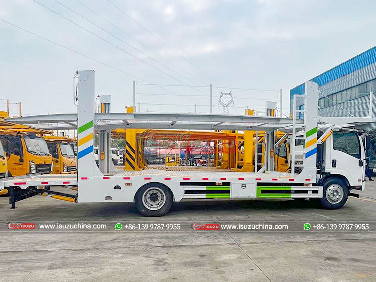 ISUZU 700P Car Carrier Truck - Right Side