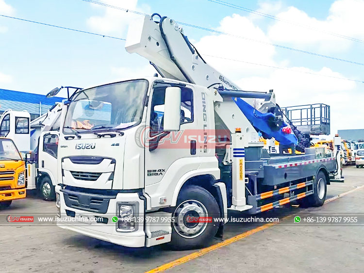 ISUZU Heavy-duty Boom Arm Aerial Truck - Front Left Side
