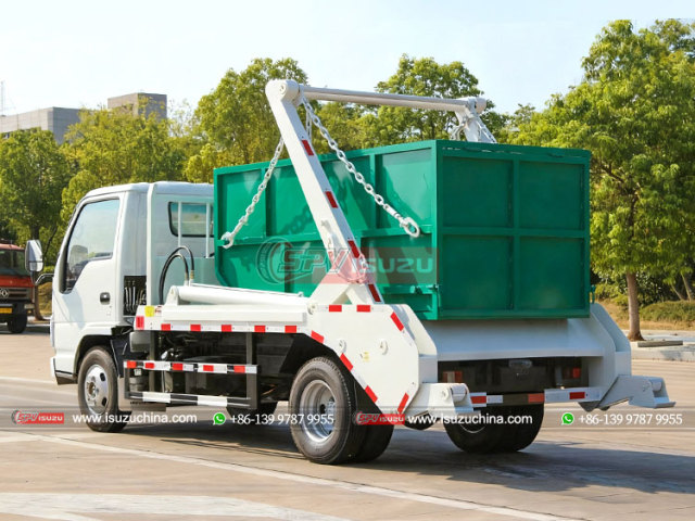 Swing Arm Trash Truck ISUZU