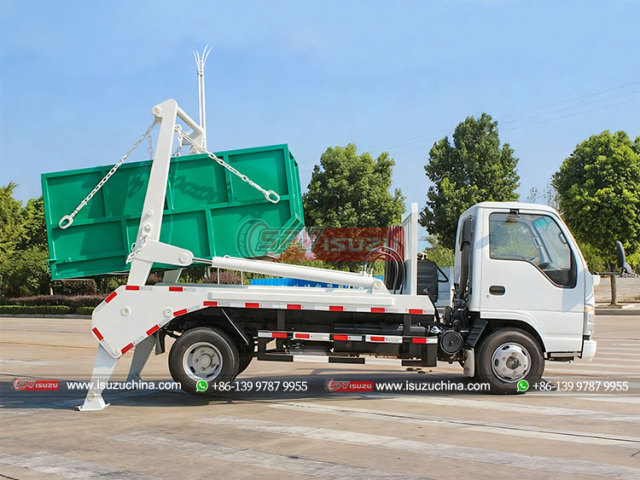 Swing Arm Trash Truck ISUZU