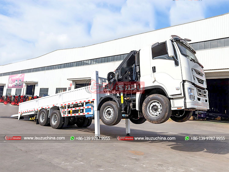 ISUZU 4 Axles Cargo Crane Truck - Front Right Side