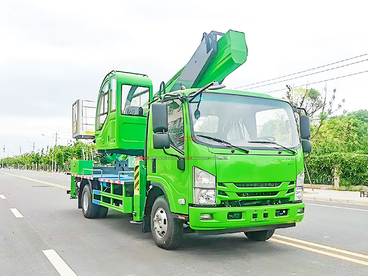 ISUZU 12-18m Telescopic Aerial Platform Truck - Front Right Side