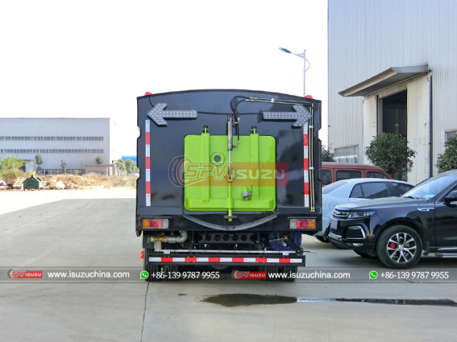 Urban Cleaning Truck ISUZU NPR