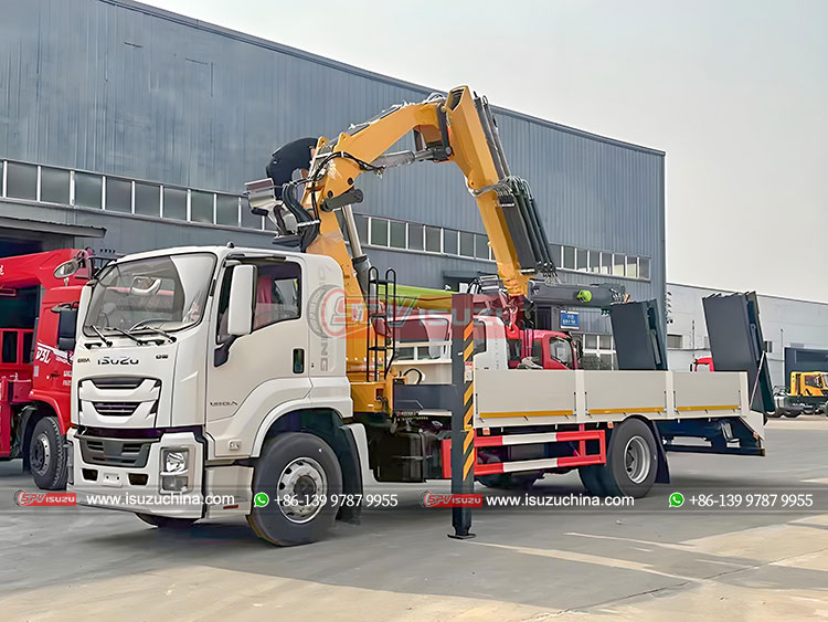 ISUZU GIGA 2 Axles Log Loader Truck - Front Left Side