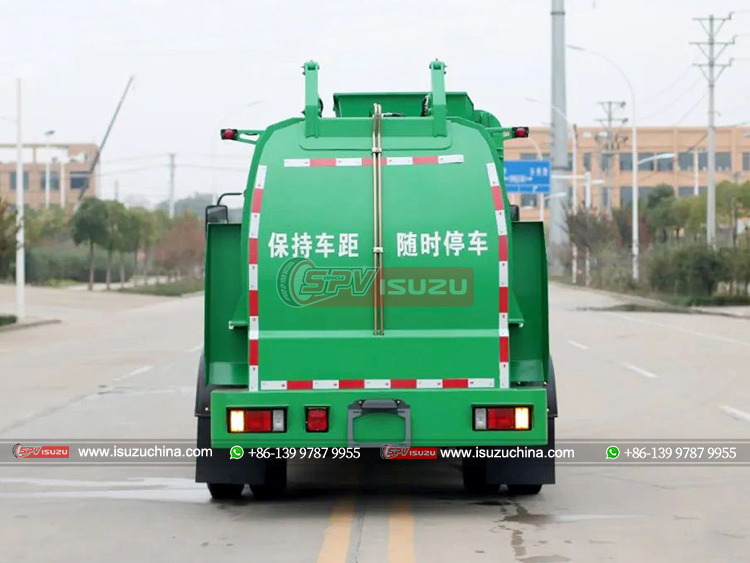 ISUZU NPR Food Waste Transport Truck - Rear Side