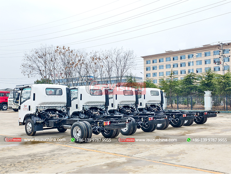 ISUZU 4x2 Light-duty Chassis - Rear Left Side