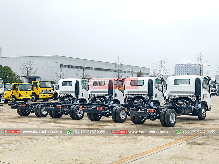 ISUZU KV100 Truck Chassis - Rear Right Side