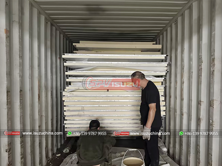 10 Units of Reefer Van Truck CKD Loaded Into 1 Container - ISUZUCHINA
