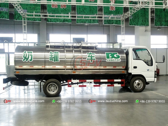 4,000 Liters Milk Delivery Truck ISUZU