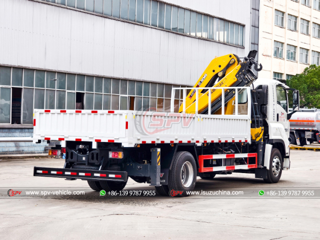 Telescopic Crane Truck ISUZU