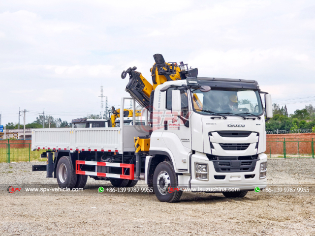 Telescopic Crane Truck ISUZU