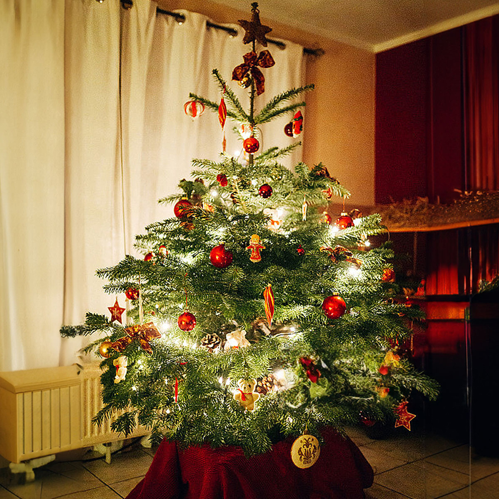 SDS122  Árbol De Navidad De Mesa Con Luces Y Adornos Colgantes 50cm
