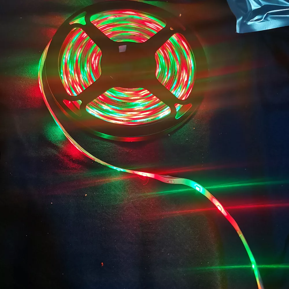 LED590  Tira Led Ip65 10m Luces Rgb Con Bluetooth Control Remoto