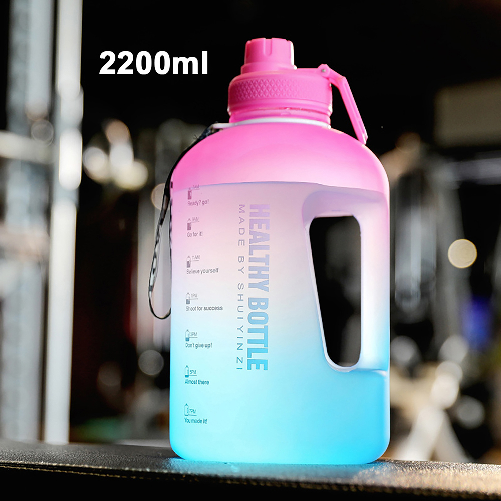 2200 ml Vaso de agua de plástico con gradiente de gran capacidad